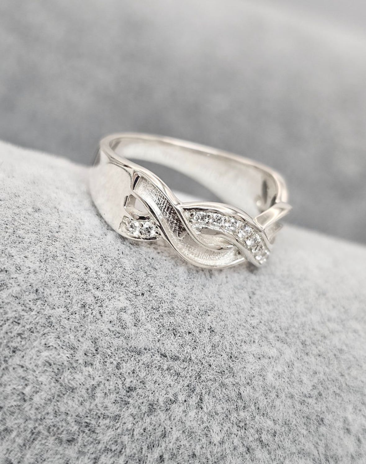 The Dreamers Ring