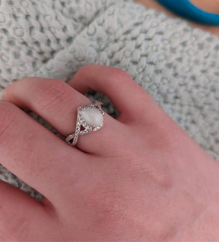 The Sparkle Pear Infinity Ring