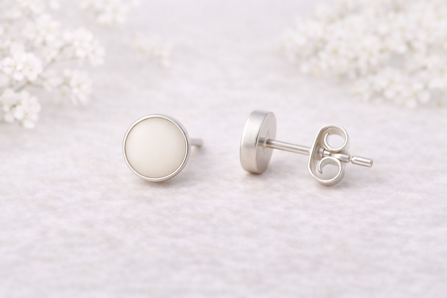 Simple Round Earrings