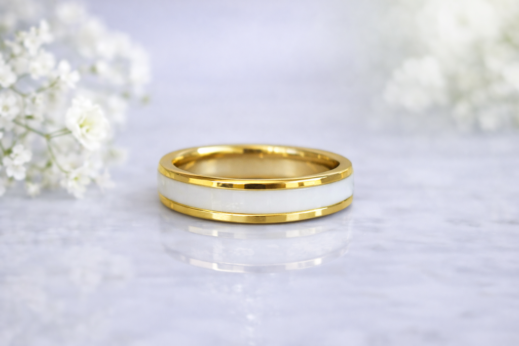 Ladies Channel Ring