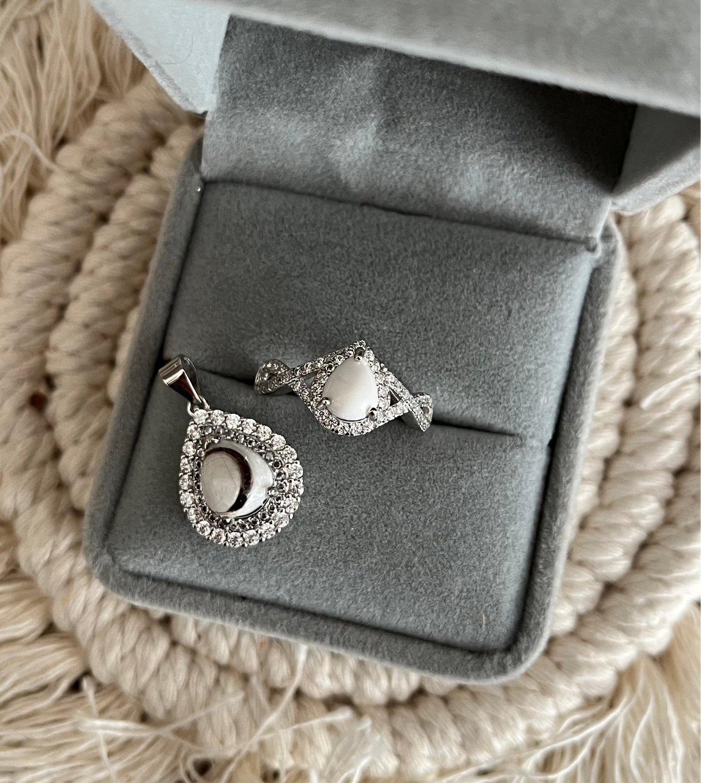 The Sparkle Pear Infinity Ring