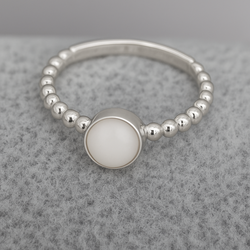 The Round Bobble Ring