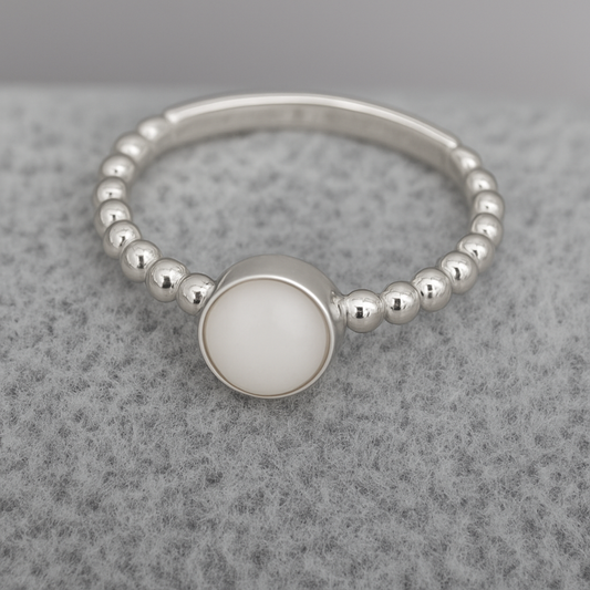 The Round Bobble Ring