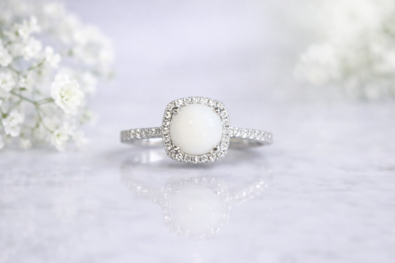 The Round Halo Ring