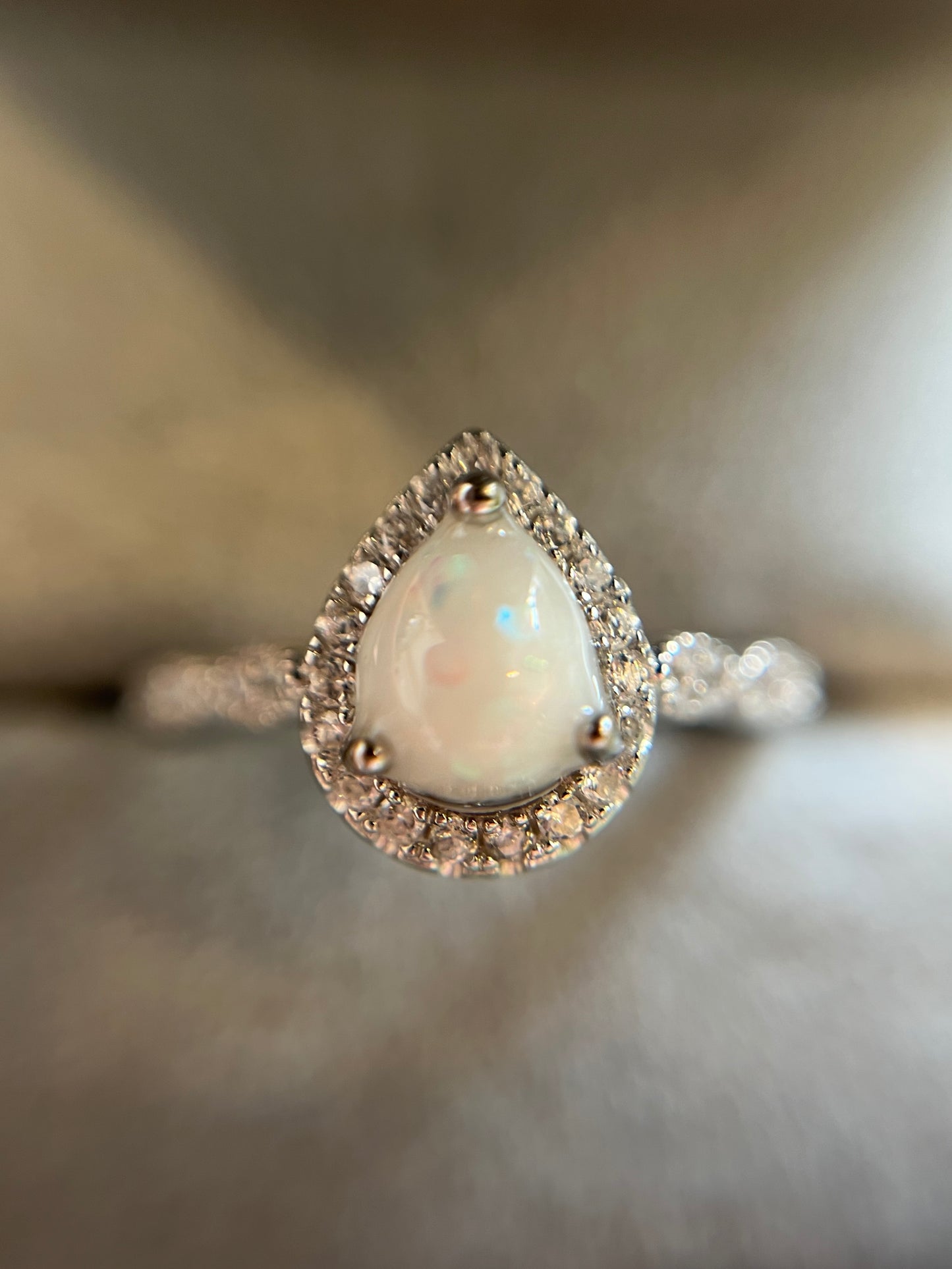 The Endless Love Ring - Size R