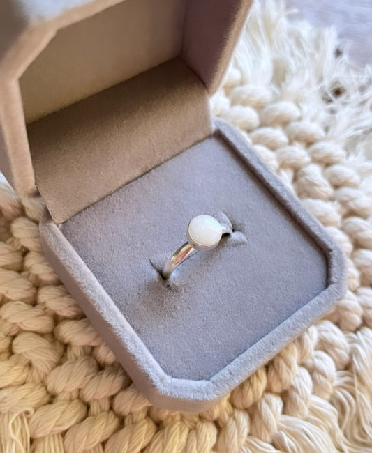 The Simple Round Ring