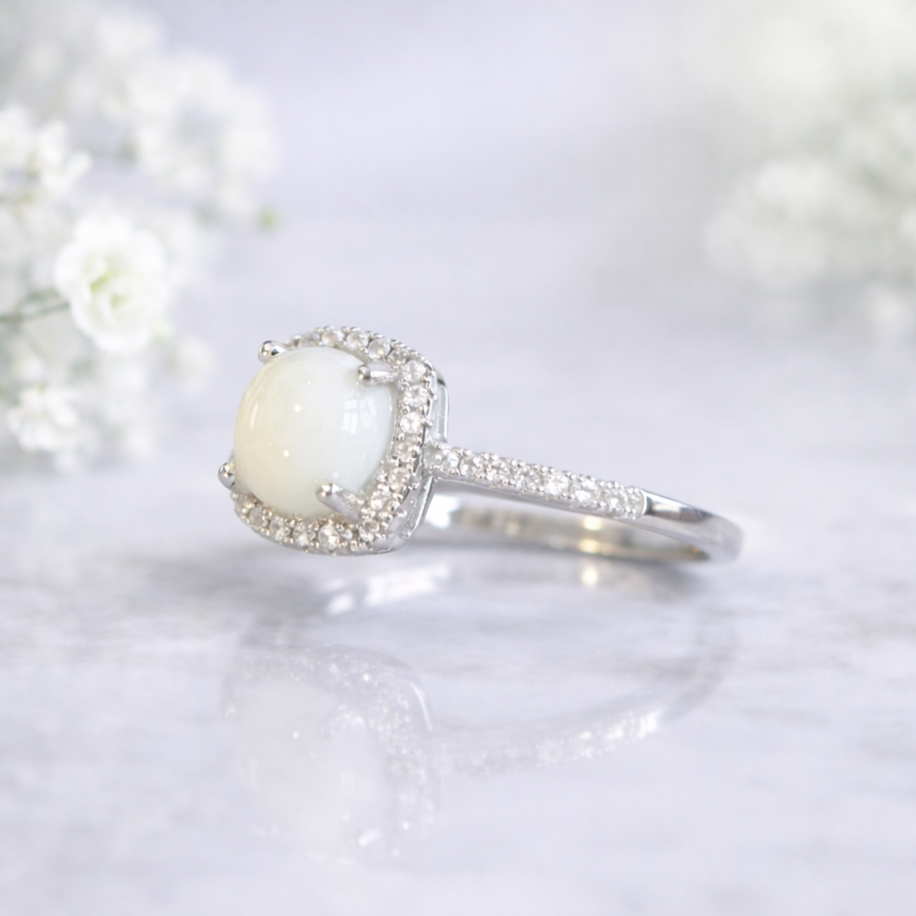 The Round Halo Ring