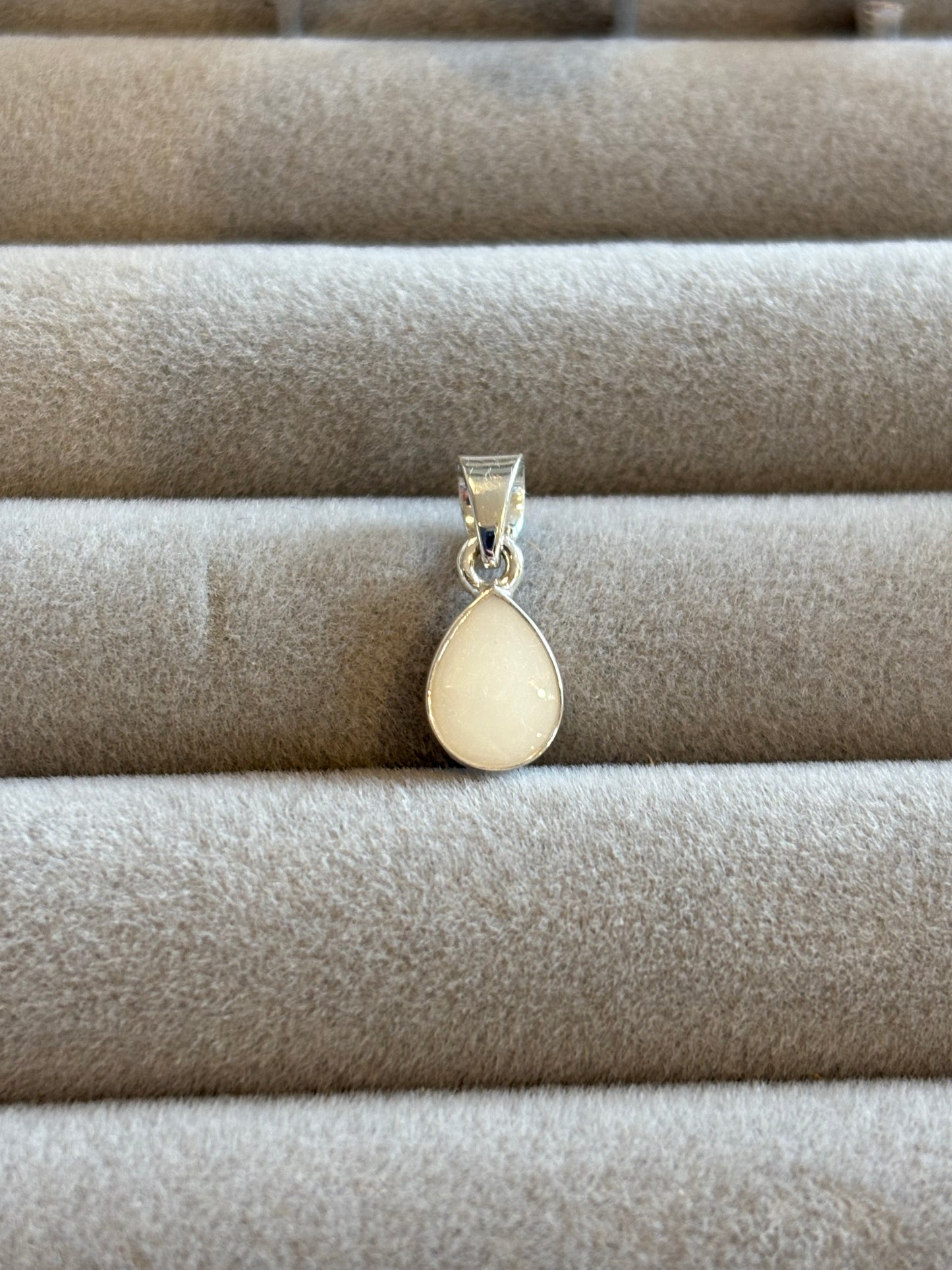 The Simple Pear Necklace