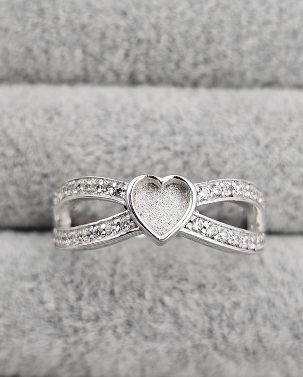 The Aphrodite Ring