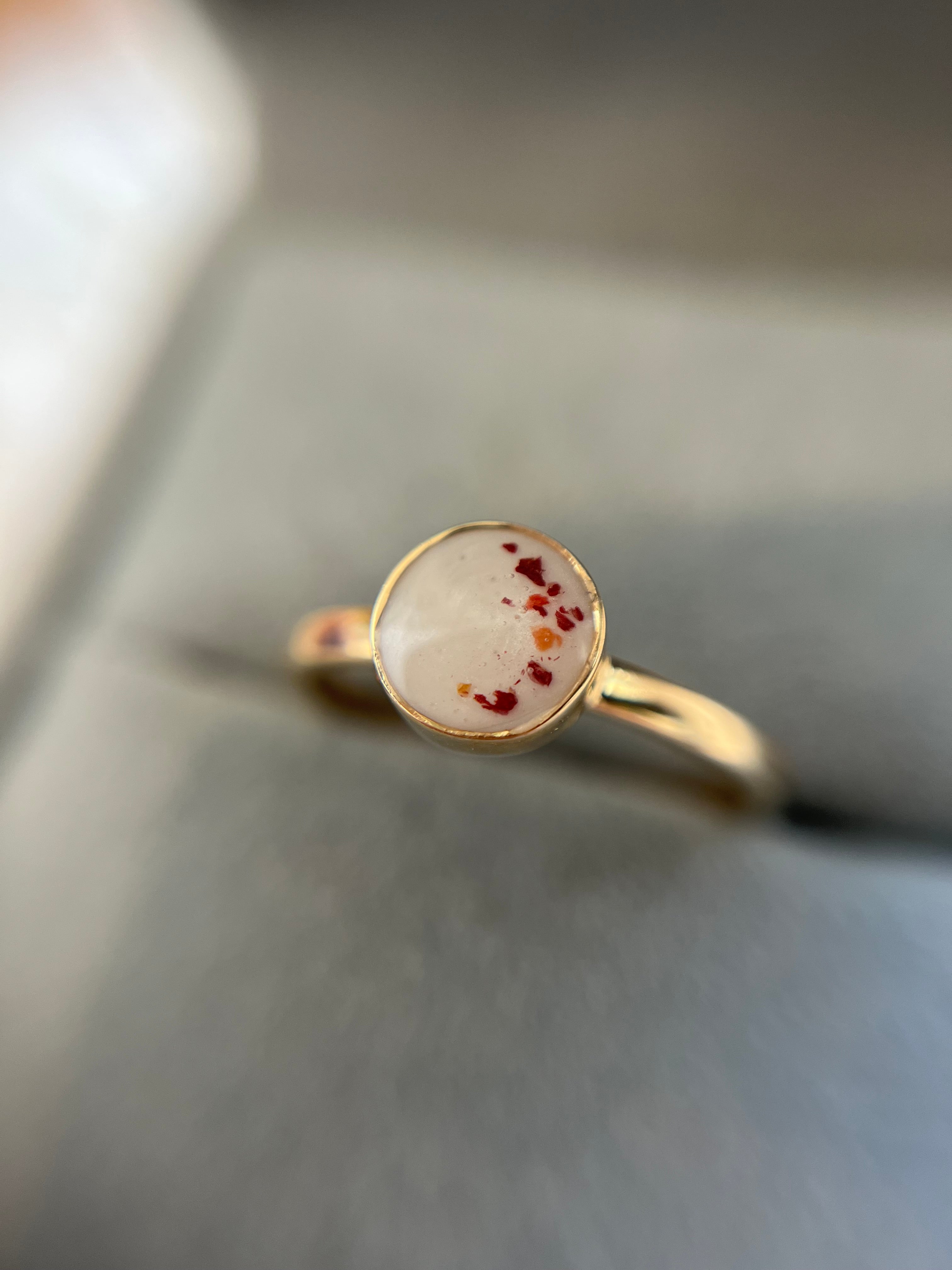 Solid Gold Ring With Flower Petals